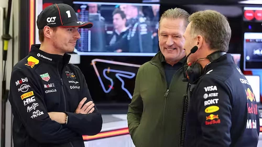 La cláusula que podría dejar libre a Verstappen en solo un mes